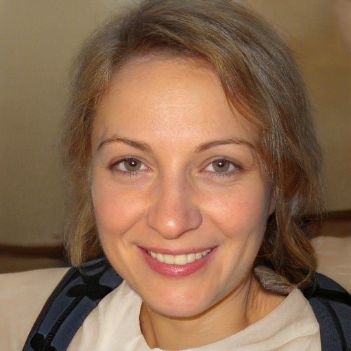 Марина Леонидовна Аксёнова является автором данной публикации.