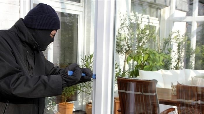 Как обезопасить свой дом от кражи