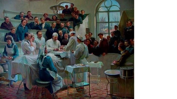 Медсестры появились в Российской империи благодаря инициативе Н. Пирогова, известного русского хирурга, в период Севастопольской войны 1854 года. Важно отметить, что эти медсестры были молодыми девушками из дворянской семьи.