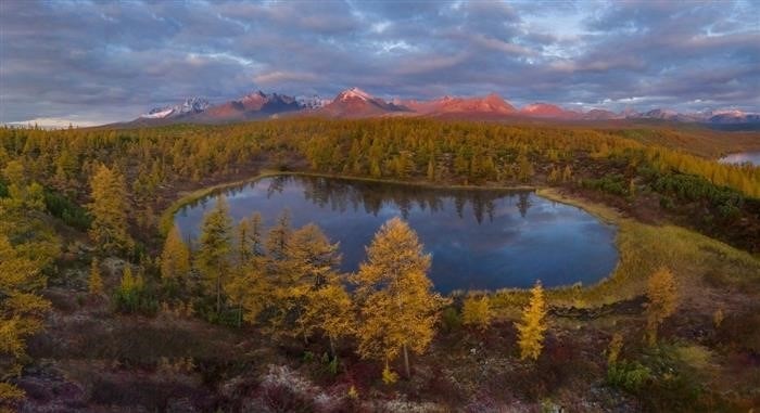 Магаданская область находится в Дальнем Востоке России.