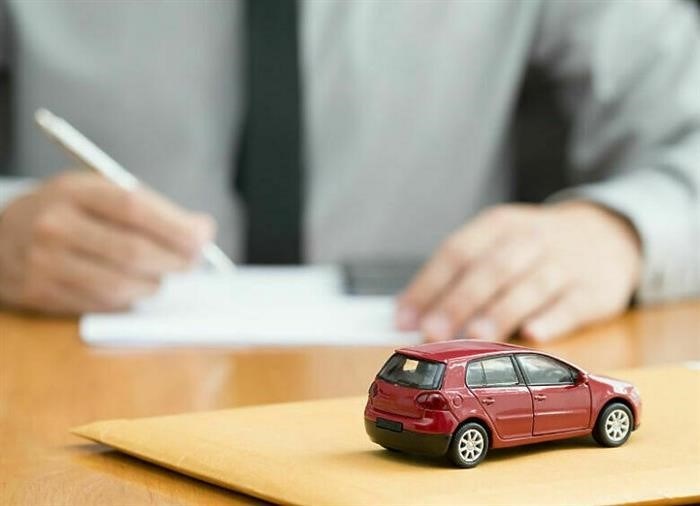 Как выбрать лучший вариант: подарить или продать автомобиль близкому родственнику?